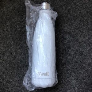 Swell Water Bottle